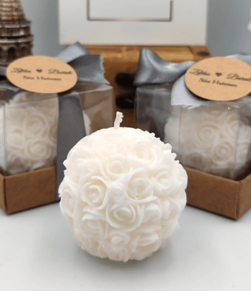 Candles as wedding favors