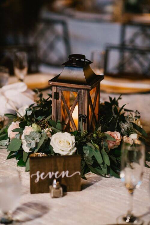 rustic wedding centerpieces with lanterns