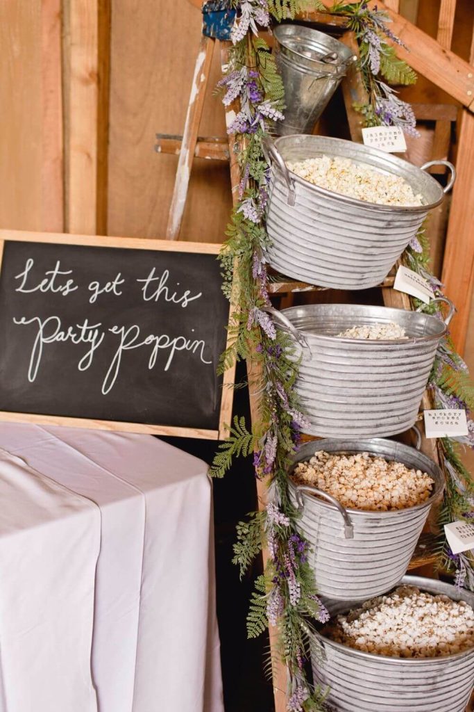 Popcorn table