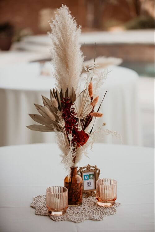 centerpiece with dried flowers