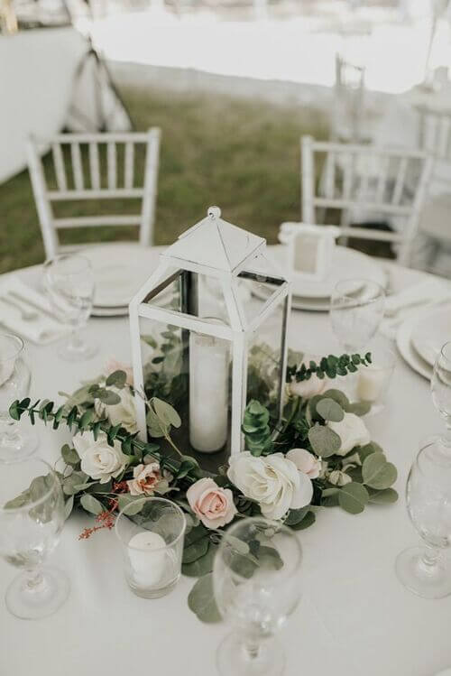 lantern wedding centerpiece