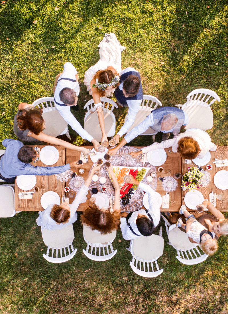 17 Small Backyard Wedding Ideas That Don’t Break The Bank