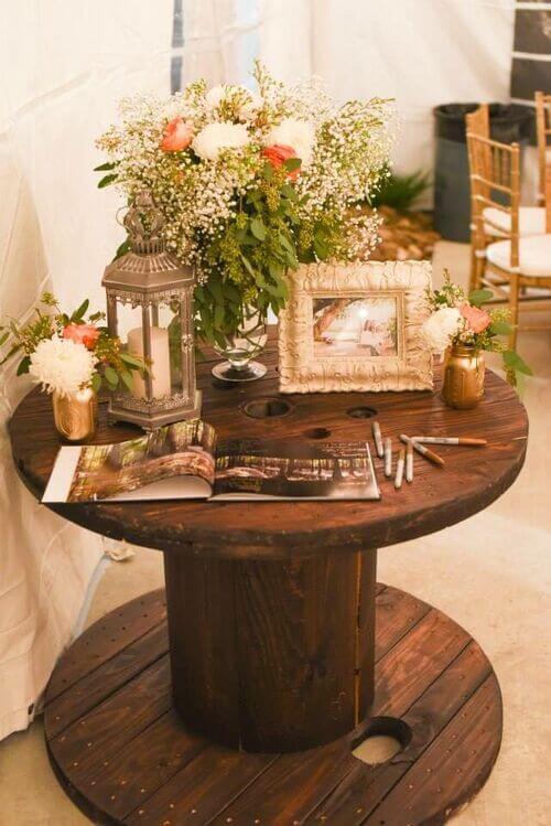 Wedding guest book sign in table decor ideas
