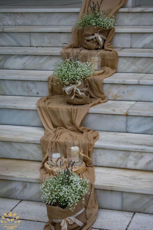 decorating stairs for wedding