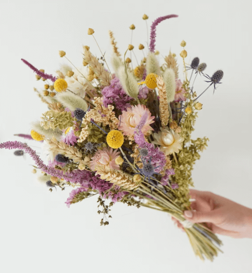 dried wildflower bouquet