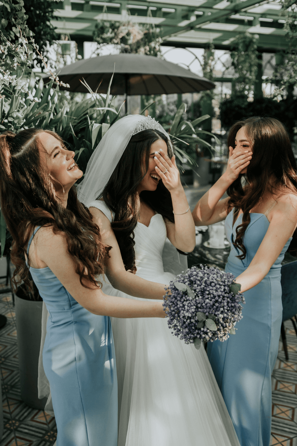 The Ultimate Bridesmaid Duties List 12 Things That Are Expected From You