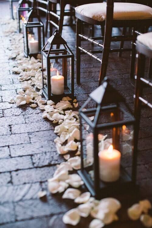 aisle decor with lanterns for wedding