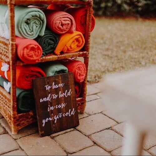 blanket ideas for fall wedding