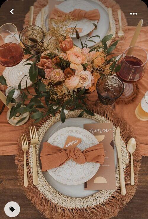 boho orange table decor ideas for wedding