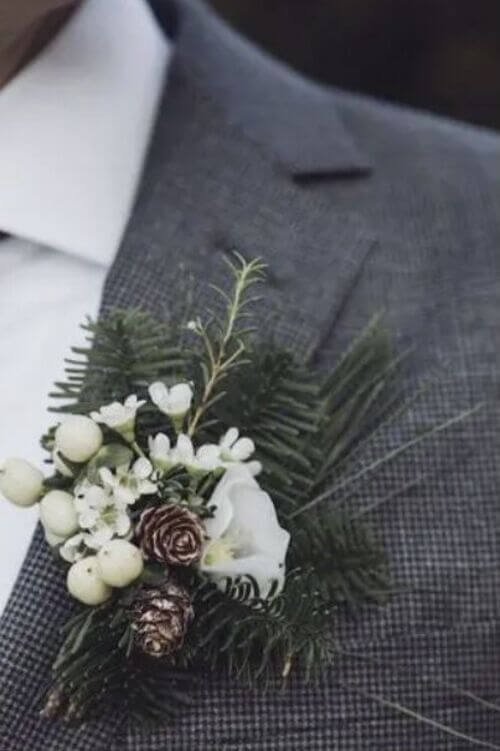 boutonnierre winter themed