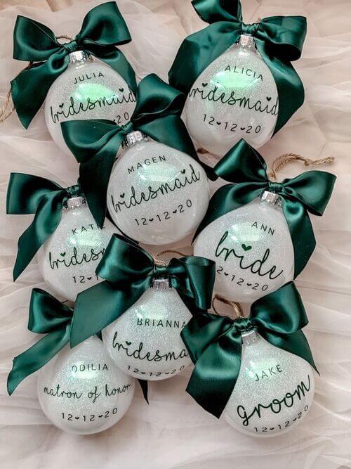 cute winter wedding favors