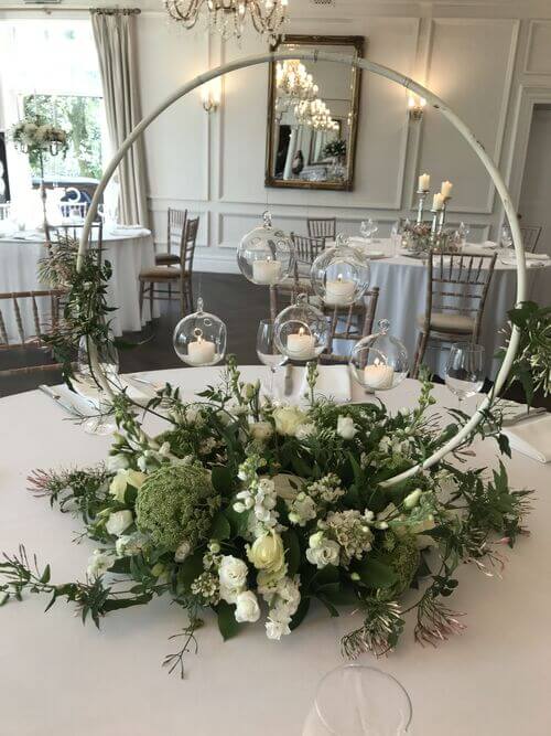floral hoop table centerpieces
