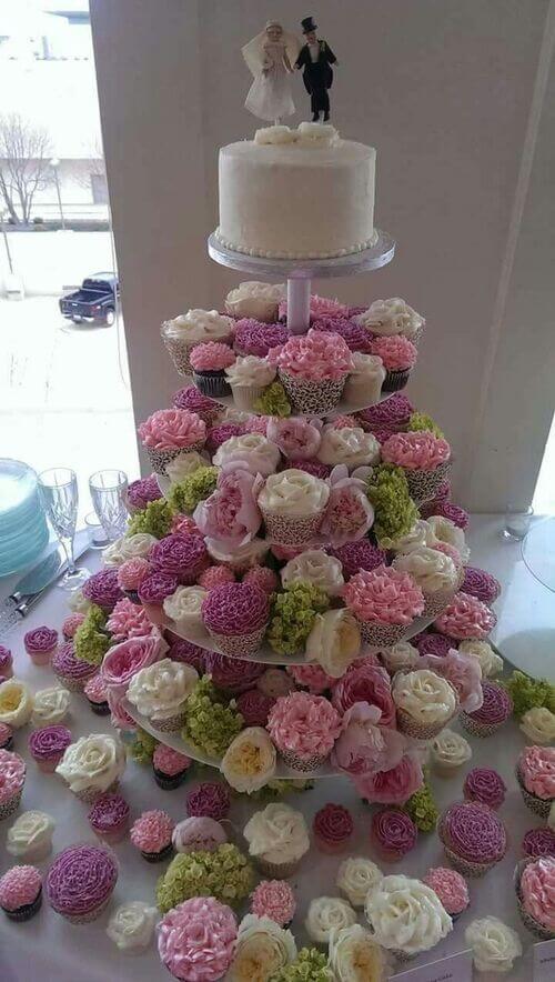 Hydrangea cupcakes for wedding