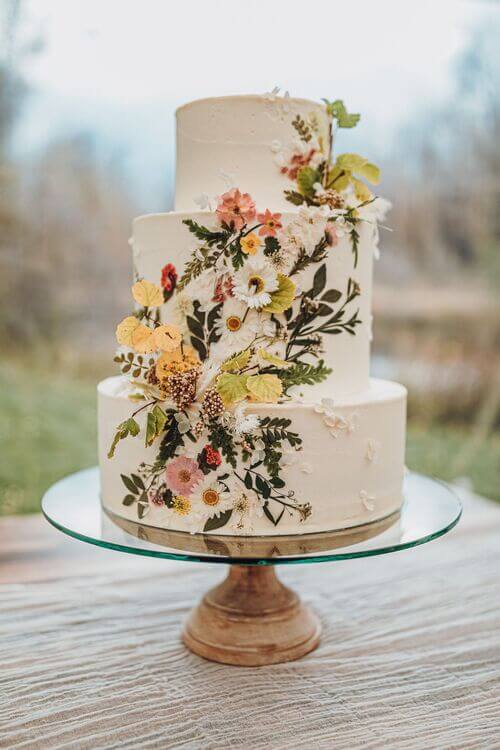 wildflower wedding cake