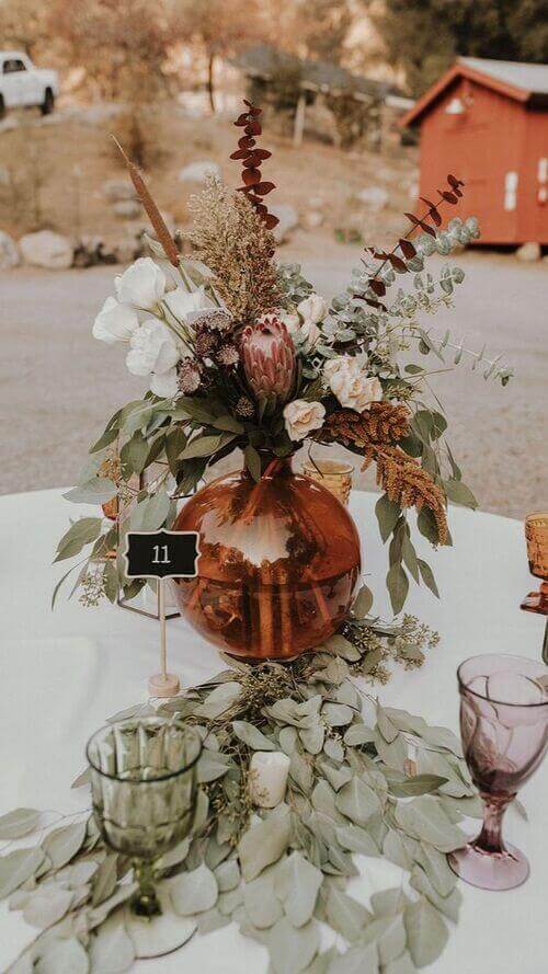 boho green centerpiece