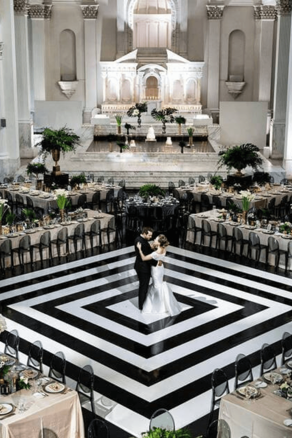 26 Black And White Wedding Theme Ideas That Will Leave You Speechless