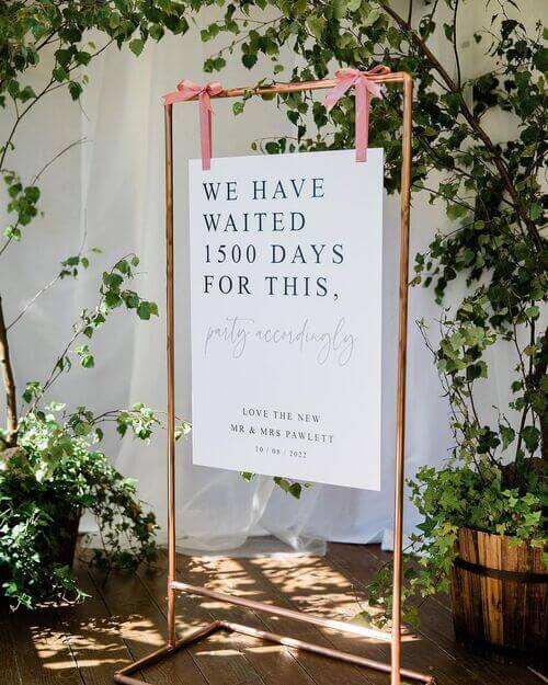unique wedding welcome sign ideas
