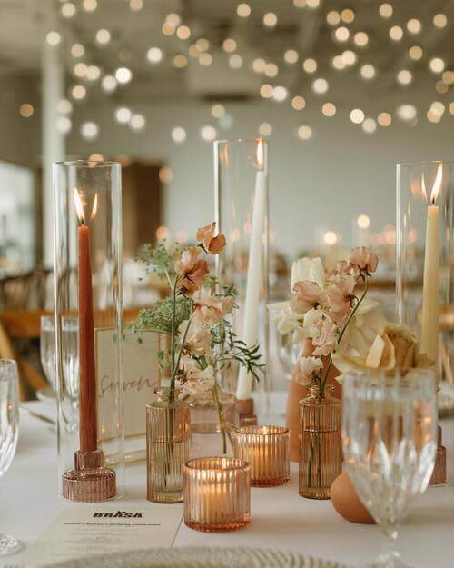 Fall wedding table scape idea orange candle jars