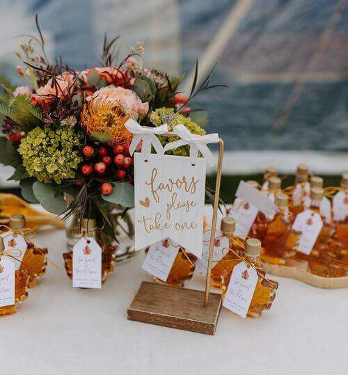 Fall wedding table scapes wedding favors
